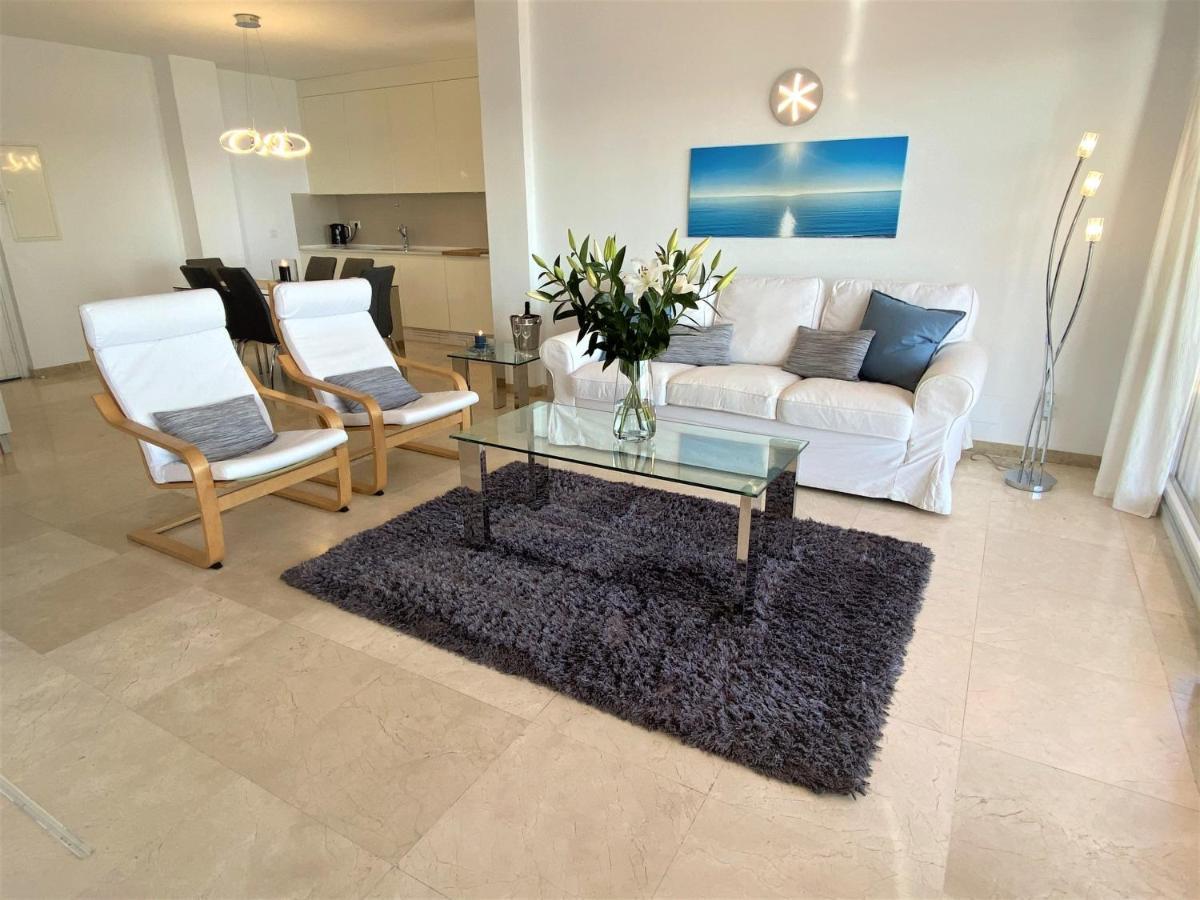 Los Reales 8B Estepona Exteriér fotografie